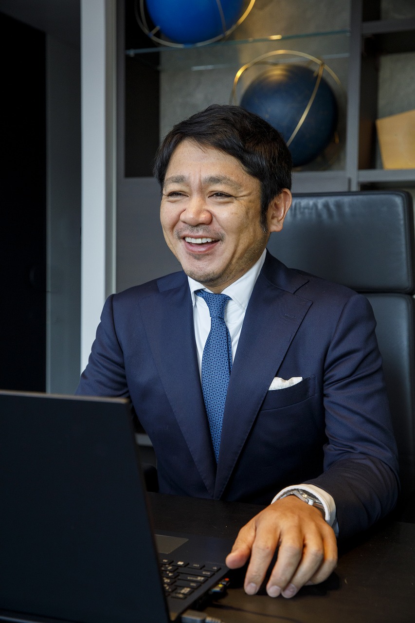 代表取締役　山田　泰生